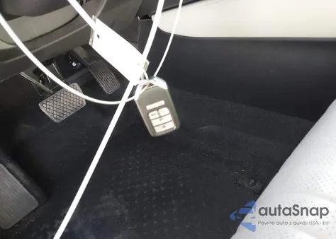 2018 Honda Accord Touring z USA, uszkodzony, nr VIN 1HGCV1F96JA106251